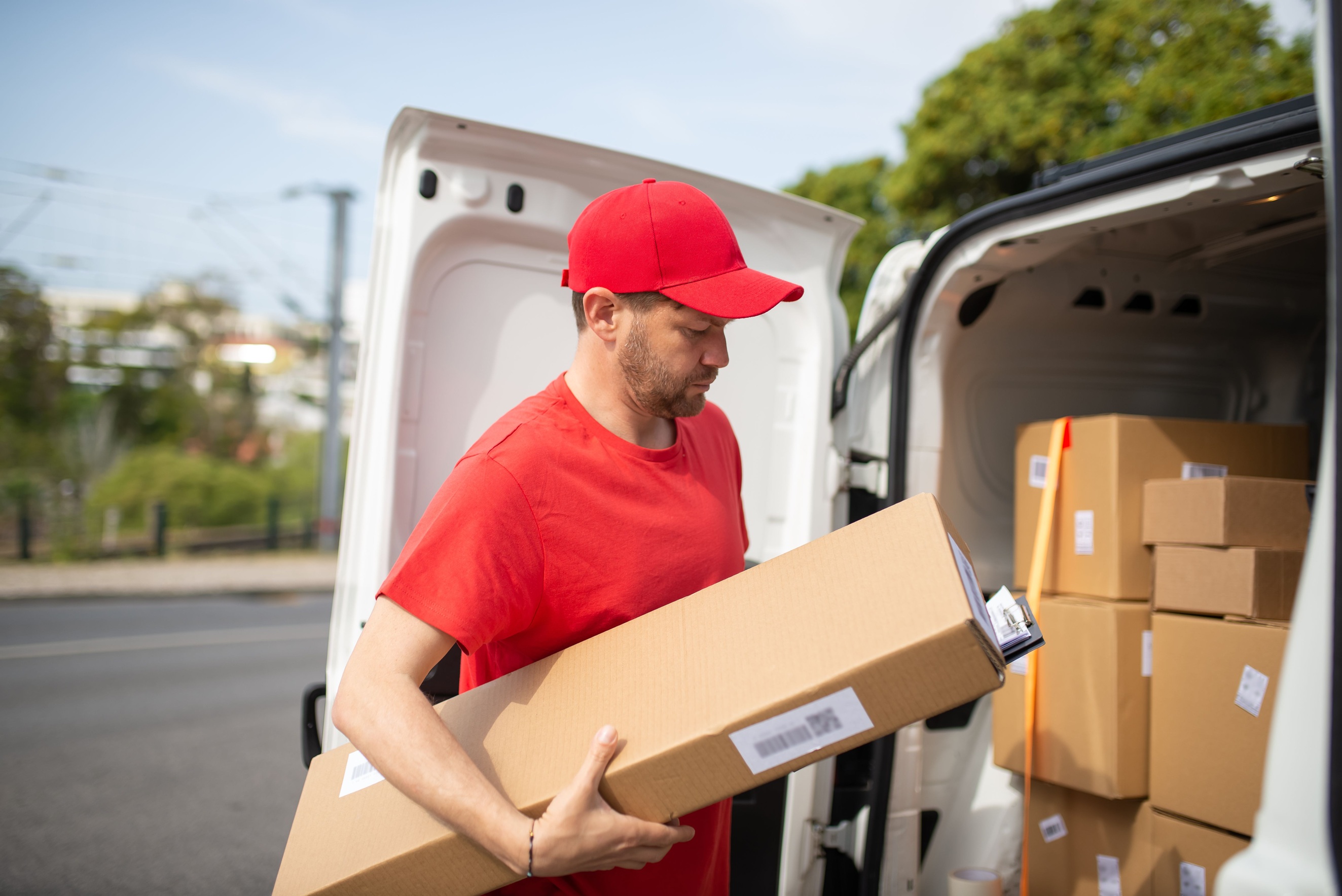 Professional parcel delivery and courier operation